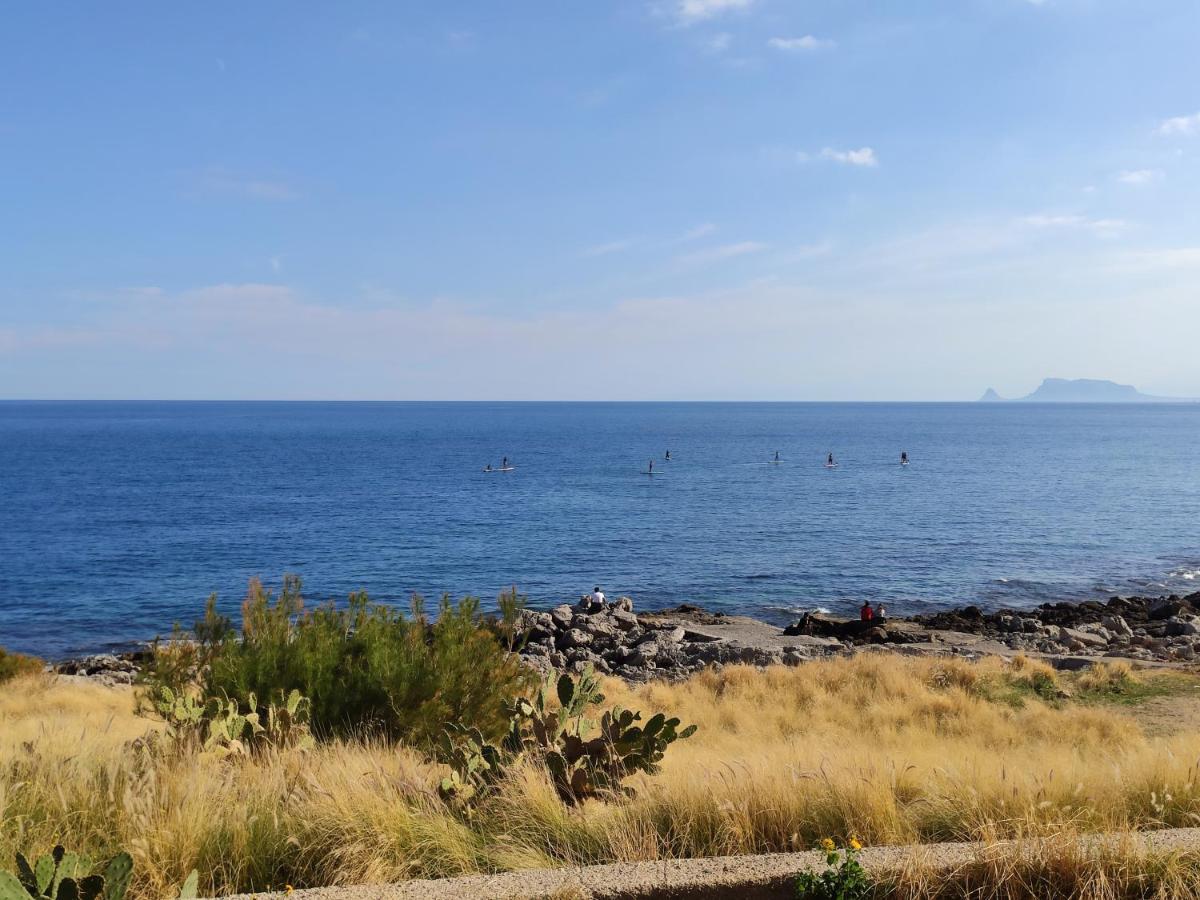 Casa Ammare nella riserva di Capo Gallo Palermo Esterno foto