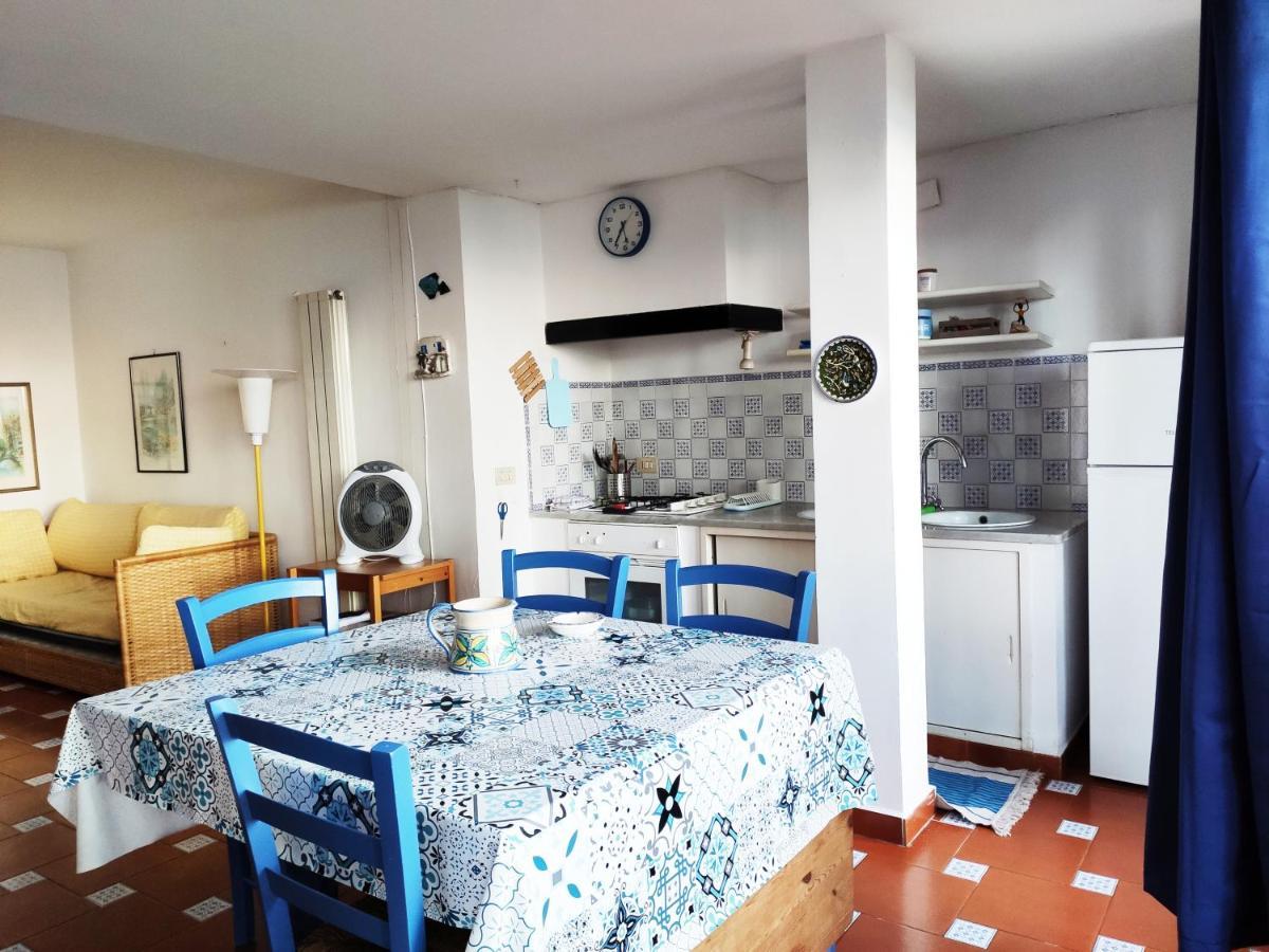 Casa Ammare nella riserva di Capo Gallo Palermo Esterno foto